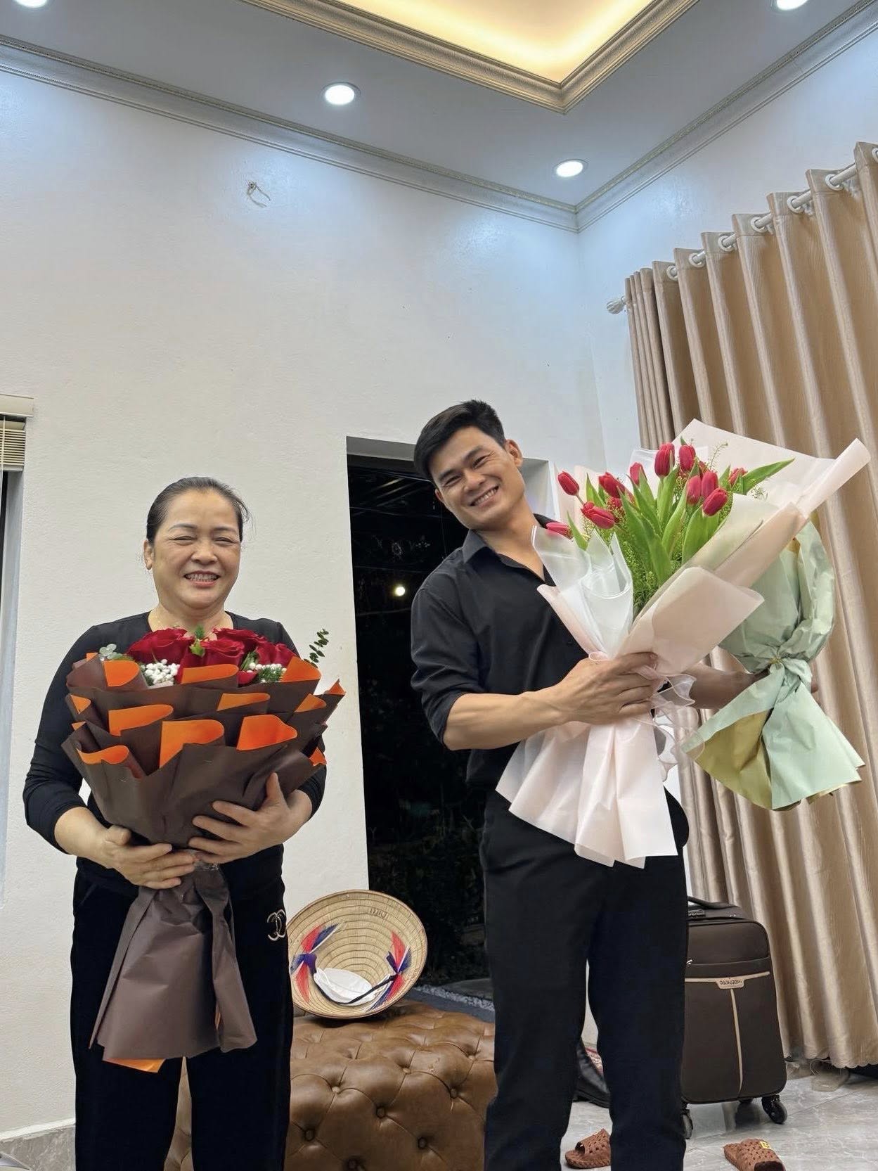 Lộ thời điểm Đại uý Thăng Văn Cương hỏi cưới Hoà Minzy- Ảnh 2.