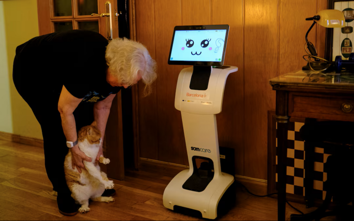 Công nghệ 28/2: Google Maps được gỡ hạn chế, robot nhảy múa cùng người cao tuổi- Ảnh 2.