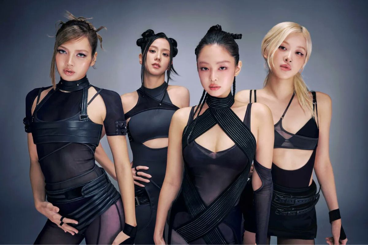 Jennie - Lisa khoe dáng nghẹt thở, Jisoo và Rosé ở đâu trong đường đua?- Ảnh 15. Jennie - Lisa khoe dáng nghẹt thở, Jisoo và Rosé ở đâu trong đường đua?- Ảnh 15.