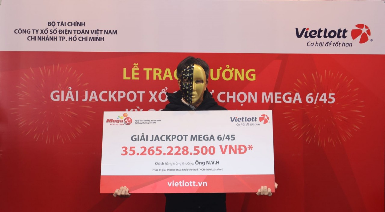 Chọn số theo ngày sinh cháu nội, người đàn ông tại TP. Hồ Chí Minh trúng jackpot hơn 35 tỷ đồng Chọn số theo ngày sinh cháu nội, người đàn ông tại TP. Hồ Chí Minh trúng Vietlott hơn 35 tỷ đồng