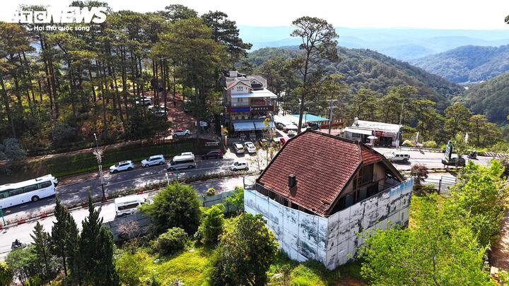Cận cảnh biệt thự, khu nhà đất 'vàng' bỏ hoang, lãng phí ở Ðà Lạt- Ảnh 1.