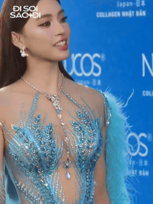 Thảm đỏ Chung kết Miss World Vietnam: Tiểu Vy - Thanh Thuỷ 100 điểm, Ý Nhi tình tứ bên bạn trai, 1 nhân vật xuất hiện thành tâm điểm- Ảnh 6.