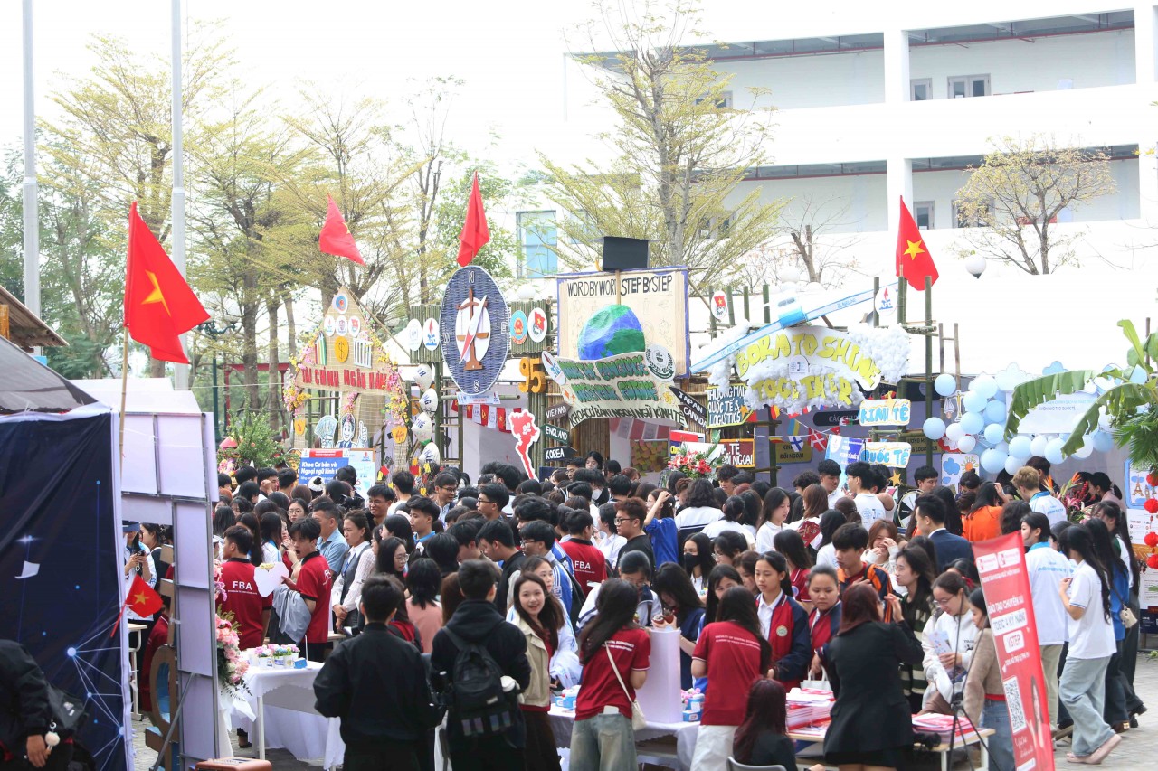 Một ngày là sinh viên Học viện Chính sách và phát triển năm 2026 Một ngày là sinh viên Học viện Chính sách và phát triển năm 2026