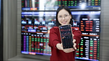 Chứng khoán phái sinh ngày 12/3: Dòng tiền thận trọng khi VN30-Index trở lại sắc đỏ