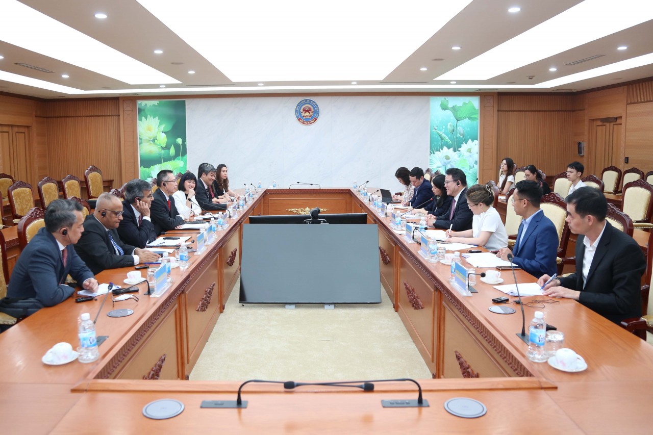 ADB dự kiến mở rộng quy mô tài trợ vốn cho Việt Nam ADB dự kiến mở rộng quy mô tài trợ vốn cho Việt Nam