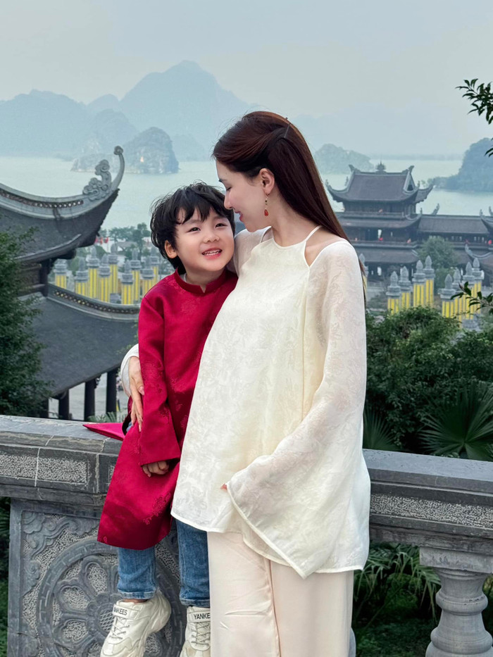 Phản hồi của Hoà Minzy về thông tin 