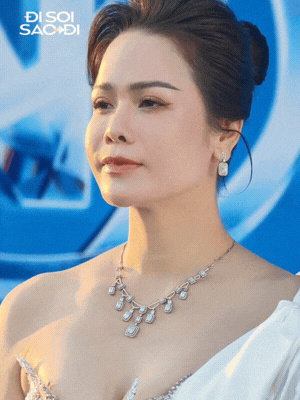 Thảm đỏ Chung kết Miss World Vietnam: Tiểu Vy - Thanh Thuỷ 100 điểm, Ý Nhi tình tứ bên bạn trai, 1 nhân vật xuất hiện thành tâm điểm- Ảnh 10.