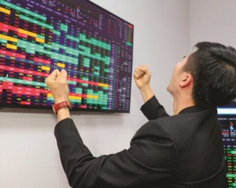 Một cổ phiếu chứng khoán bật tăng trần sau khi công bố kế hoạch lãi kỷ lục