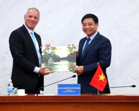 Bộ trưởng Nguyễn Văn Thắng làm việc với Tập đoàn HSBC về huy động vốn quốc tế, nâng xếp hạng tín nhiệm quốc gia