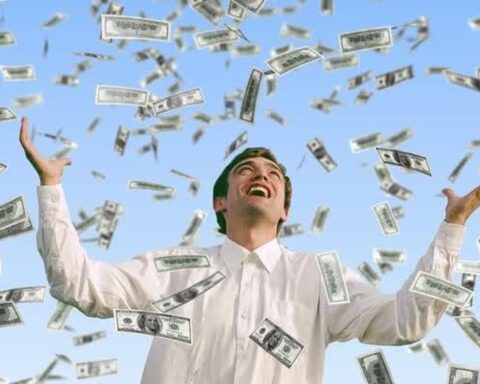 Kỷ lục cổ tức trên sàn: 25.000 tỷ từ Vinhomes sẽ chảy về túi ai?