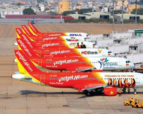 Vietjet Air báo tin vui tới hàng triệu khách hàng, cổ phiếu của tỷ phú Nguyễn Thị Phương Thảo lập tức “tím lịm”