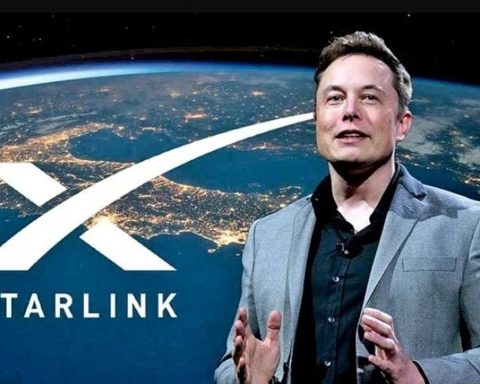 Starlink của tỷ phú Elon Musk vào Việt Nam, giá dịch vụ Internet vệ tinh giảm 10% mỗi năm