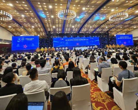 Một ngân hàng có thêm 86.000 cổ đông chỉ sau 1 năm