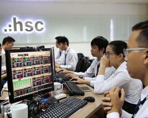 Chứng khoán HSC ước lãi quý 1/2026 tăng 26%, trình loạt phương án tăng vốn thêm gần 5.000 tỷ