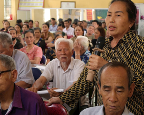 Hàng trăm người dân ngồi chật kín nhà văn hóa nghe mức giá đền bù đất tại siêu dự án Olympic 925.000 tỷ đồng có quy mô lớn nhất lịch sử Vingroup