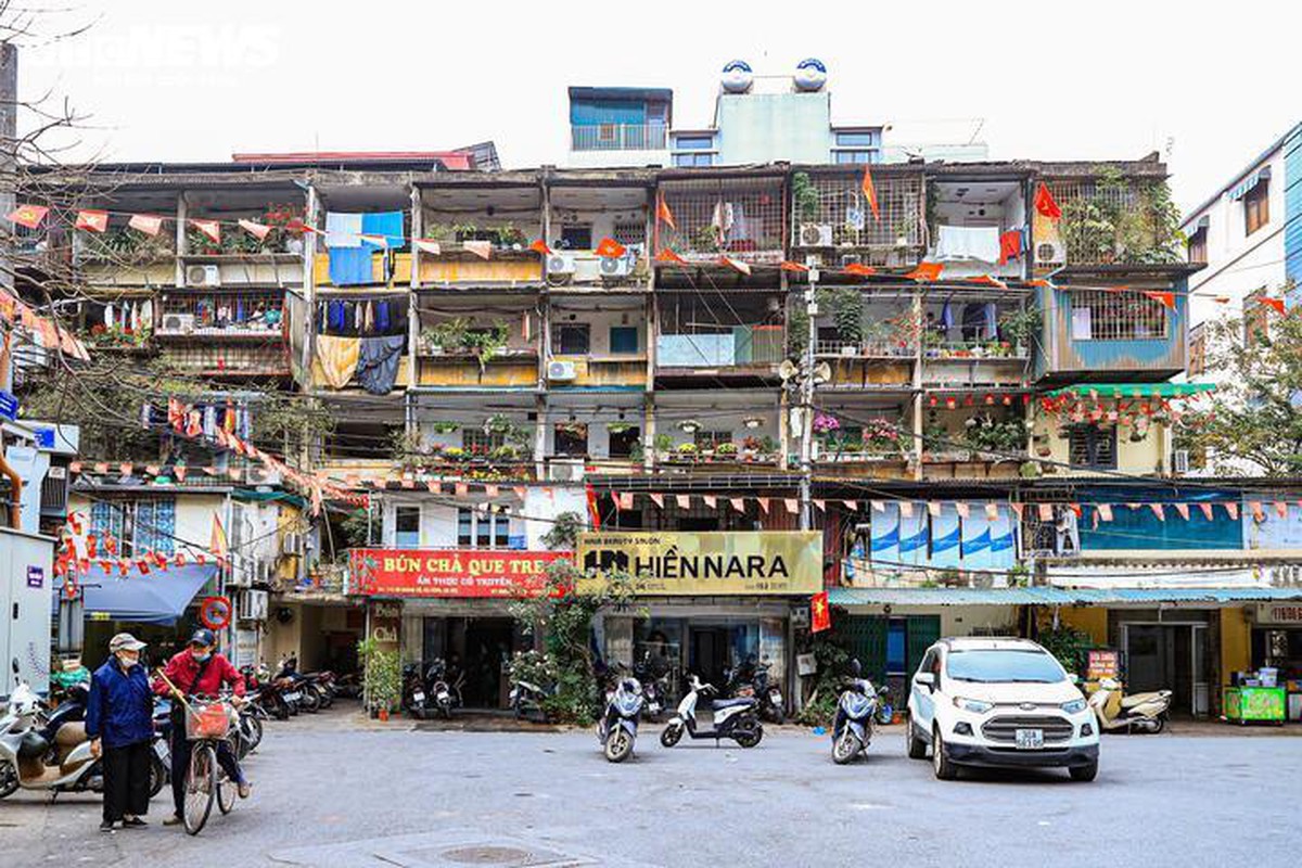 Vì sao nhà đầu tư không mặn mà cải tạo chung cư cũ?