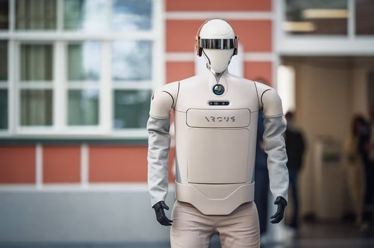 Tưởng tụt hậu công nghệ, hóa ra Nga vừa làm được robot hình người với ngân sách 1,5 triệu USD – rẻ hơn nhiều lần phương Tây