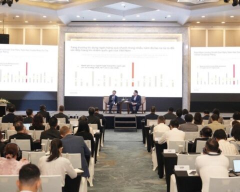 Việt Nam giữ vị thế tăng trưởng cao, bài toán vốn ngày càng cấp thiết