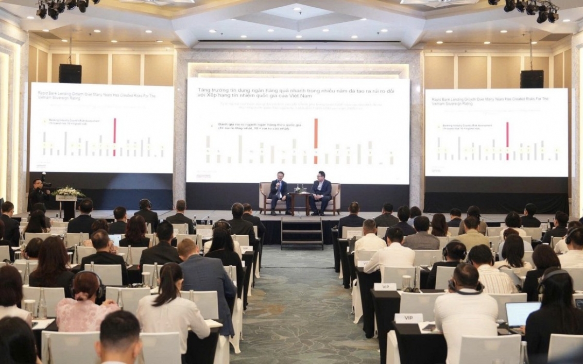 Việt Nam giữ vị thế tăng trưởng cao, bài toán vốn ngày càng cấp thiết