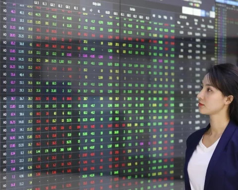 Chứng khoán trước phép thử nâng hạng, dòng tiền có quay lại?