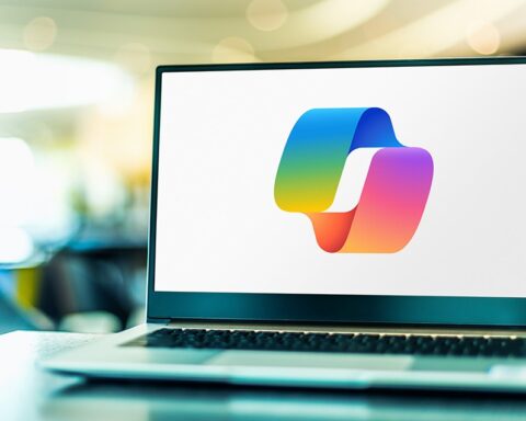 Thu phí từ doanh nghiệp, Microsoft thừa nhận AI Copilot chỉ dùng cho mục đích giải trí, đừng dùng cho việc quan trọng