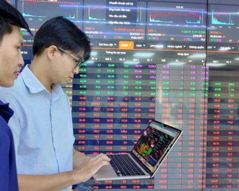 Chứng khoán chỉ gặp áp lực ngắn hạn