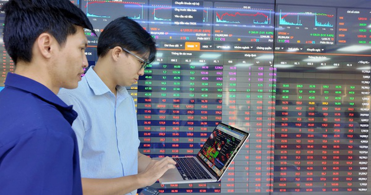 Chứng khoán chỉ gặp áp lực ngắn hạn