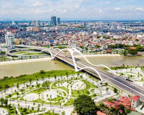 Thị trường BĐS tại thành phố liên tục tăng trưởng 2 con số suốt 11 năm, có loạt ông lớn nhập cuộc hiện nay thế nào?