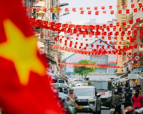 Công đoàn lấy ý kiến người lao động “nối” 2 kỳ nghỉ lễ Giỗ tổ – 30/4