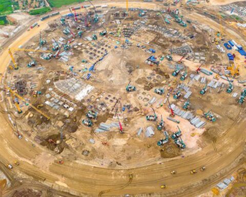 Một công trình lớn nhất thế giới đang được xây dựng tại Việt Nam: Vượt Trung Quốc, Anh, Ấn Độ về quy mô, thu hút sự quan tâm đặc biệt từ truyền thông quốc tế