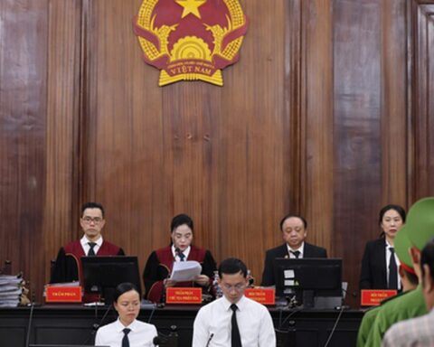 Bắt đầu xét xử 22 bị cáo “phù phép” khu đất 39-39B Bến Vân Đồn