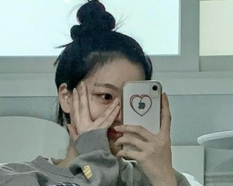 Người yêu cũ nhắn tin “Em dạo này ổn không?”: 3 cách trả lời thông minh nhất