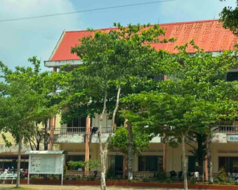 Bị phát tán ảnh nhạy cảm tại trường, quyết định của nữ giáo viên