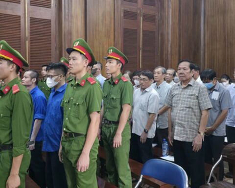 Vụ án khu đất Bến Vân Đồn (TPHCM): Những “giao dịch bí mật”