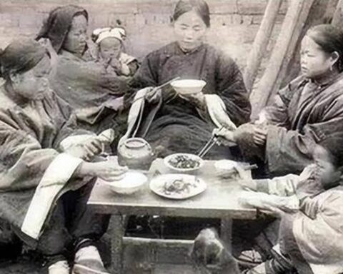 Ảnh thực tế cuộc sống của nhà giàu cuối Thanh triều: Không giống như trên phim, khổ hơn nhiều so với tưởng tượng