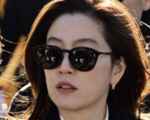 Bức ảnh toát ra “thần thái chaebol” của vợ cũ Chủ tịch Samsung