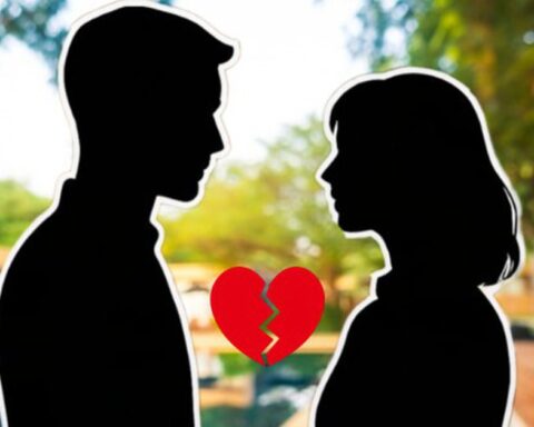 Cặp đôi “trai 1 đời vợ, gái 1 đời chồng showbiz” chia tay: “Bố chồng tương lai” lỡ miệng nửa câu, nhà gái giữa đêm dứt khoát đoạn tuyệt
