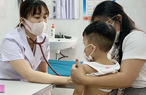 Giai đoạn khởi phát của bệnh tay chân miệng có biểu hiện gì?