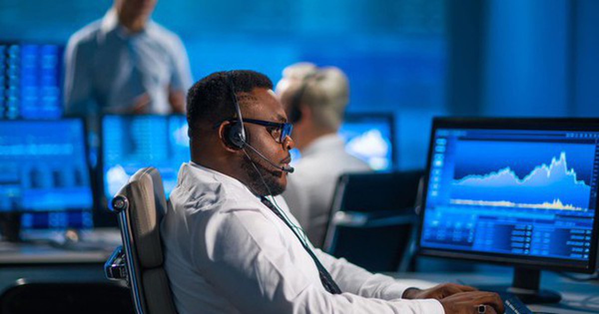 Một cổ phiếu bị khối ngoại “xả” đột biến 3.300 tỷ đồng trong phiên 9/4