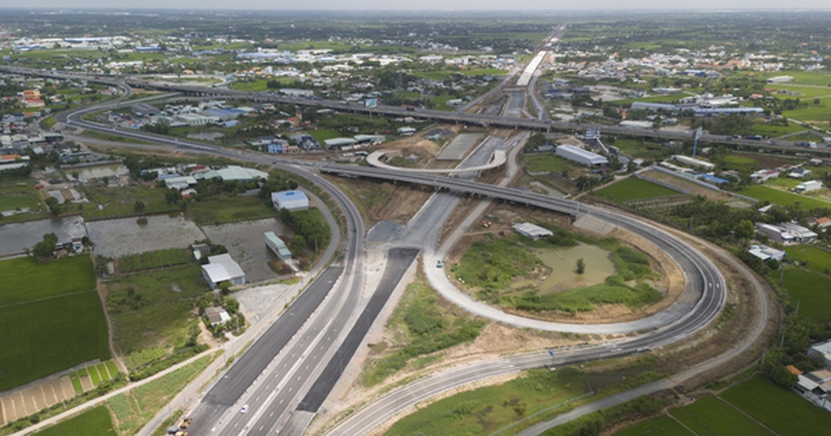 Đường Vành đai 3 TPHCM đoạn qua Tây Ninh tăng tốc về đích