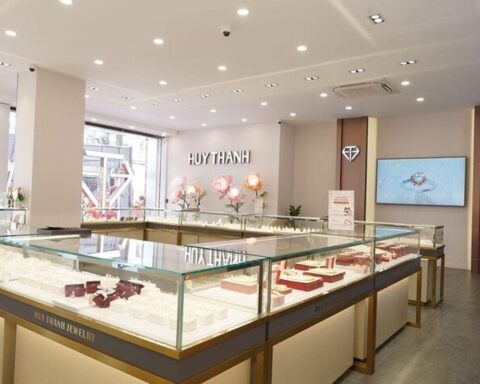 Bị thanh tra đột xuất, Huy Thanh Jewelry làm ăn ra sao?