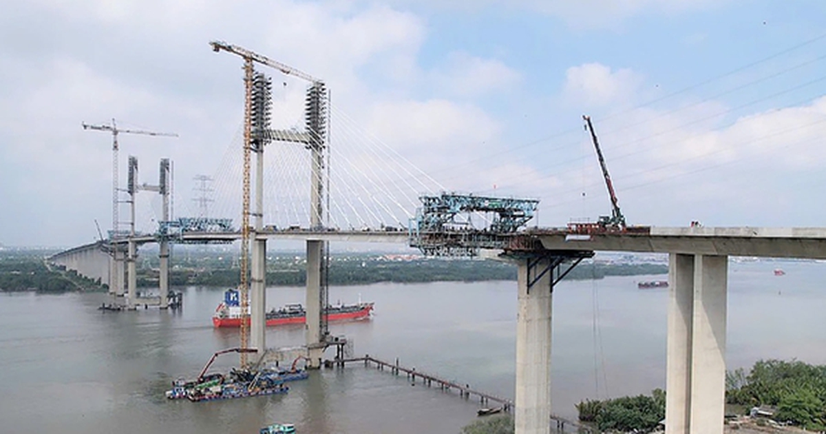 Việt Nam sắp hoàn thành cây cầu dây văng sở hữu nhịp chính 300m, tĩnh không thông thuyền cao kỷ lục chưa từng có trong lịch sử