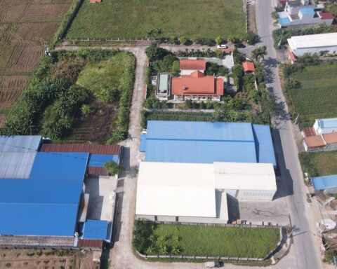 Xưởng giày trái phép ‘mọc’ giữa khu dân cư ở Hưng Yên: Vì sao chưa bị xử lý?