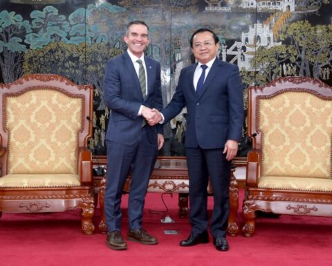 Bộ Tài chính Việt Nam và Manulife đóng góp tích cực vào sự phát triển bền vững của thị trường bảo hiểm