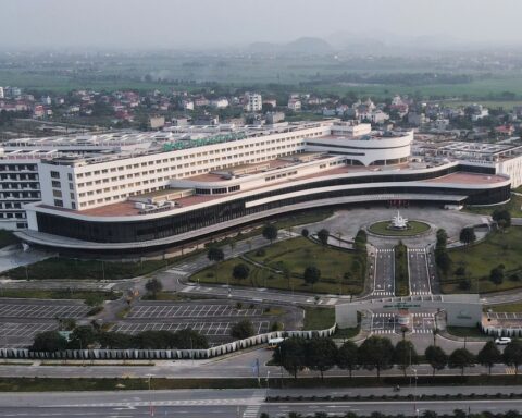 ‘Cửa đóng then cài’ tại BV Bạch Mai và Việt Đức cơ sở 2 sau 4 tháng khánh thành