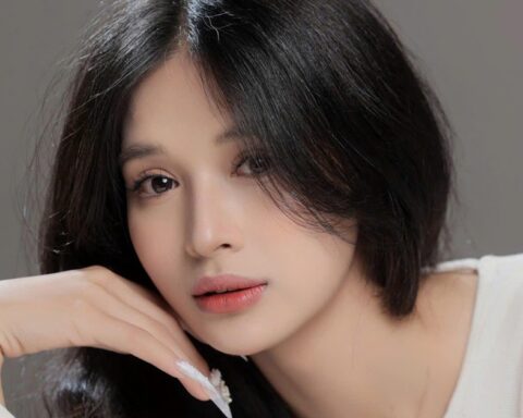 Yến My: tốt nghiệp thủ khoa, 4 năm nhận học bổng của VTV