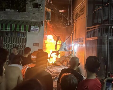 Cháy nhà trọ ở TP.HCM, 7 người thương vong