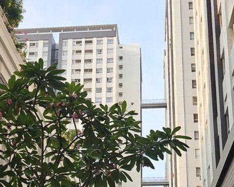 Sống ở chung cư có được lắp điện mặt trời mái nhà để giảm tiền điện?