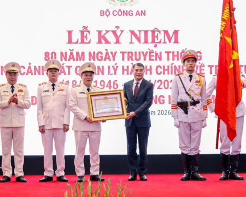 Thủ tướng: Phát triển VNeID thành kênh giao tiếp giữa Nhà nước với người dân