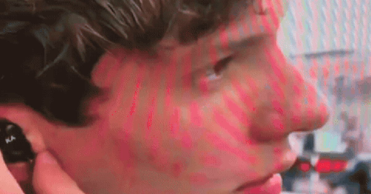 Cú nháy mắt hút hơn 10 triệu view của nam thần đua xe Kimi Antonelli